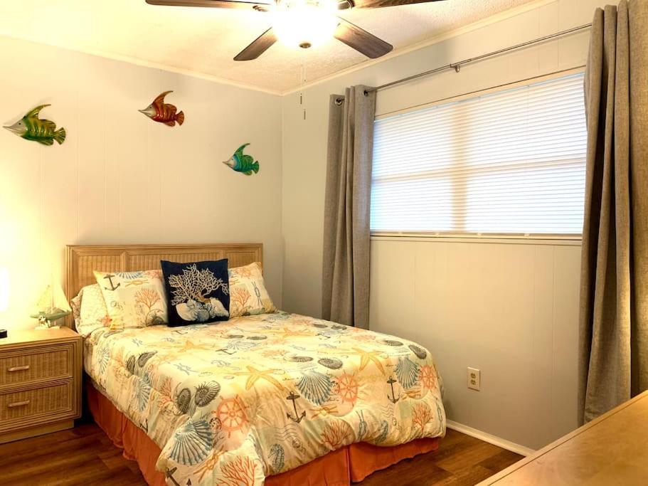 Paradise Lagoon*Bayhouse Fishing*Beach*Dogfriendly Galveston Bagian luar foto