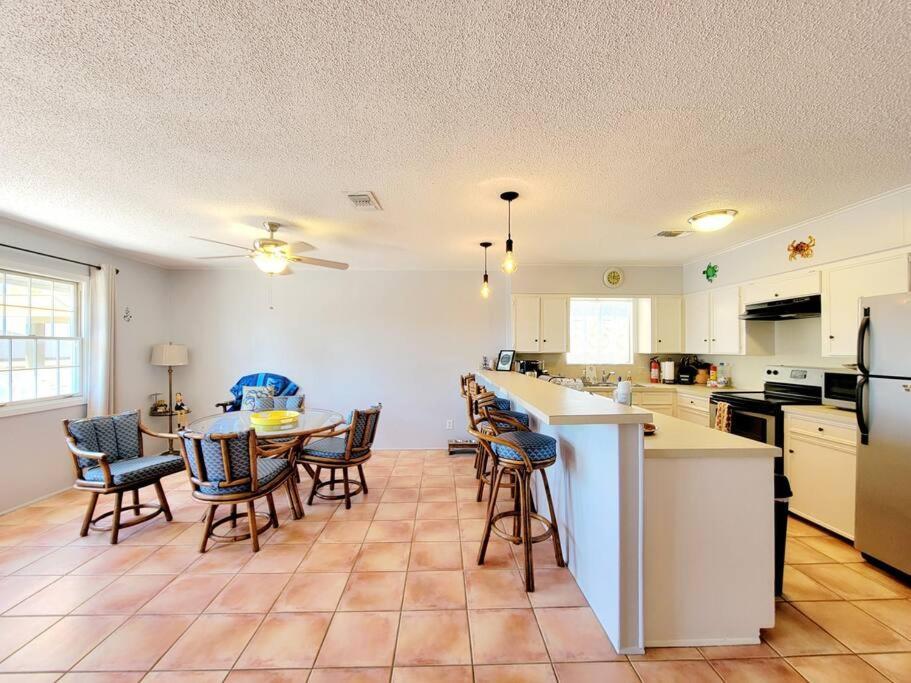 Paradise Lagoon*Bayhouse Fishing*Beach*Dogfriendly Galveston Bagian luar foto